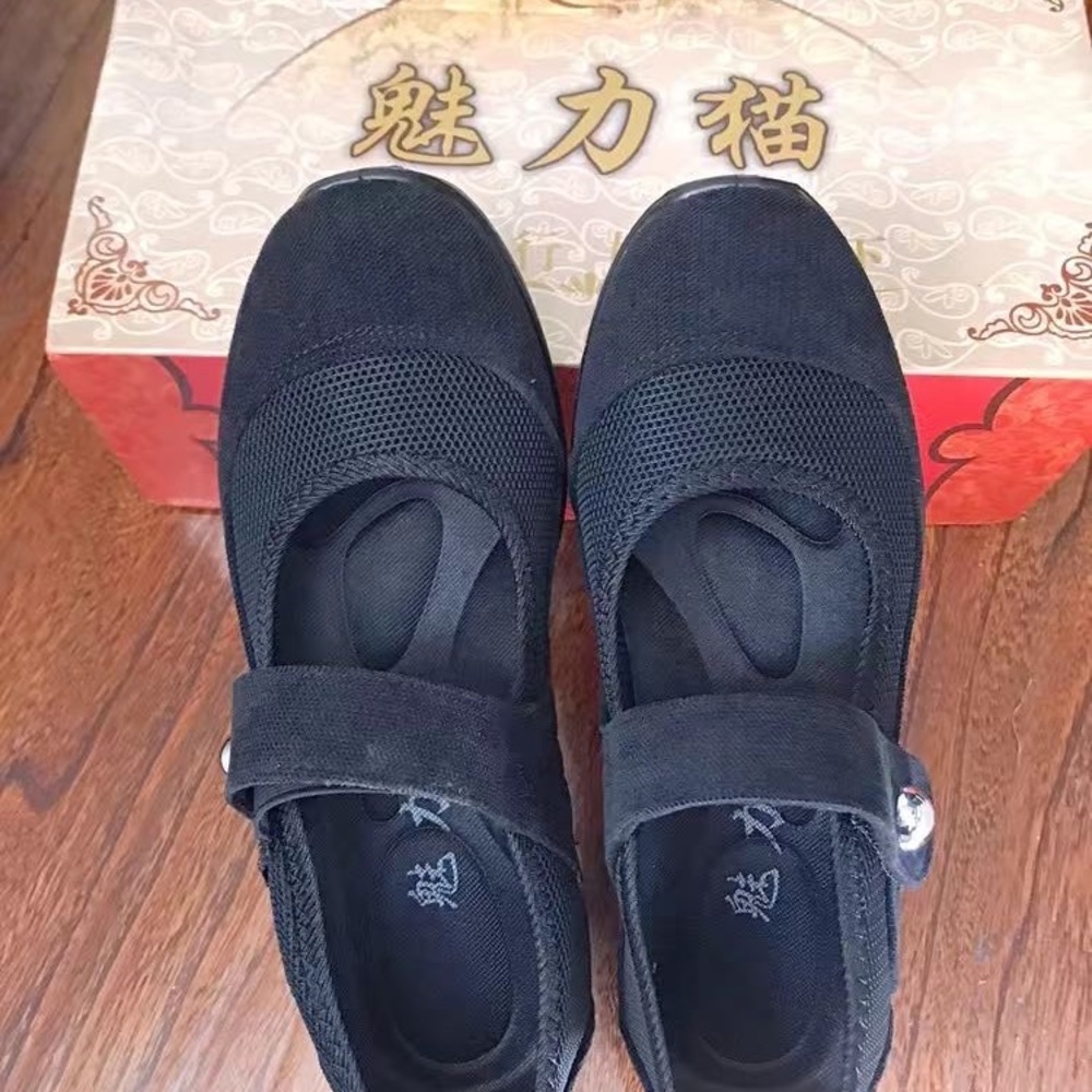 So So So comfortable shoes for work and stand longer people.